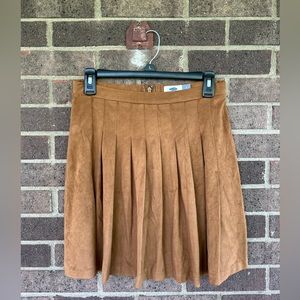 Old Navy suede mini skirt.